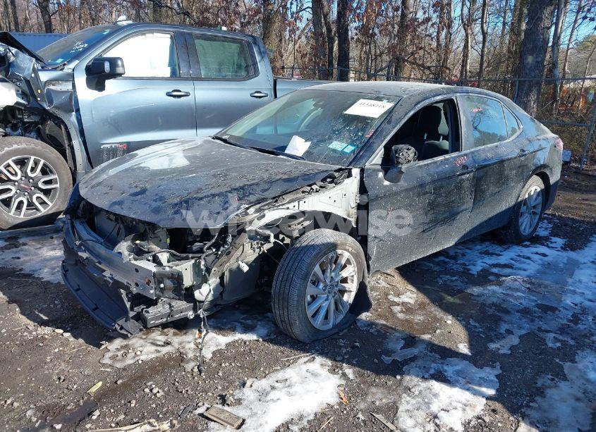 Photo 2 of 2024 Toyota Camry LE (VIN 4T1C11BK4RU123574)