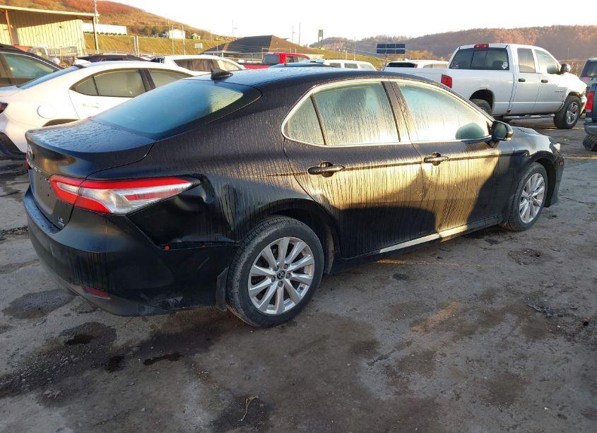 Photo 4 of 2020 Toyota Camry LE AWD (VIN 4T1C11BK5LU008537)