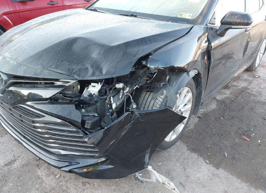 Photo 6 of 2020 Toyota Camry LE AWD (VIN 4T1C11BK5LU008537)