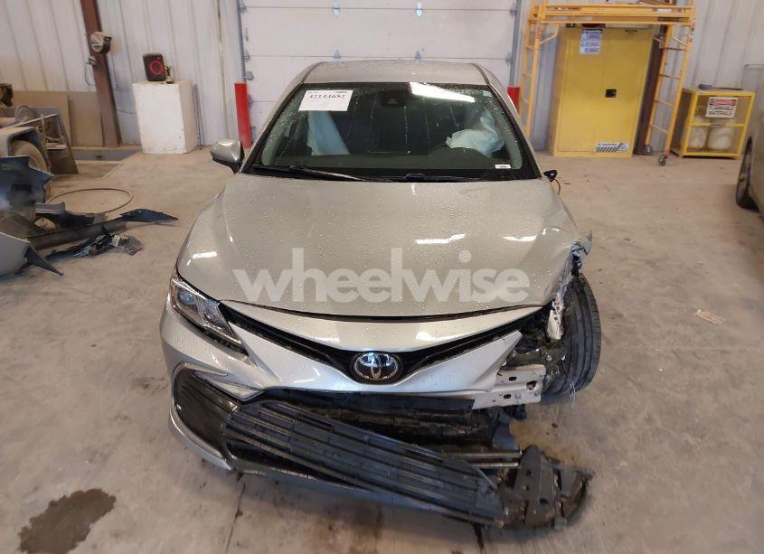 Photo 12 of 2023 Toyota Camry LE (VIN 4T1C11BK6PU092261)
