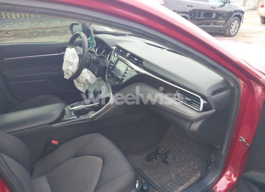 Photo 5 of 2020 Toyota Camry LE AWD (VIN 4T1C11BK7LU016249)