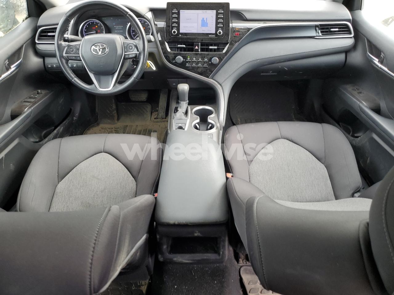 Photo 8 of 2021 TOYOTA CAMRY LE (VIN 4T1C11BK7MU021324)