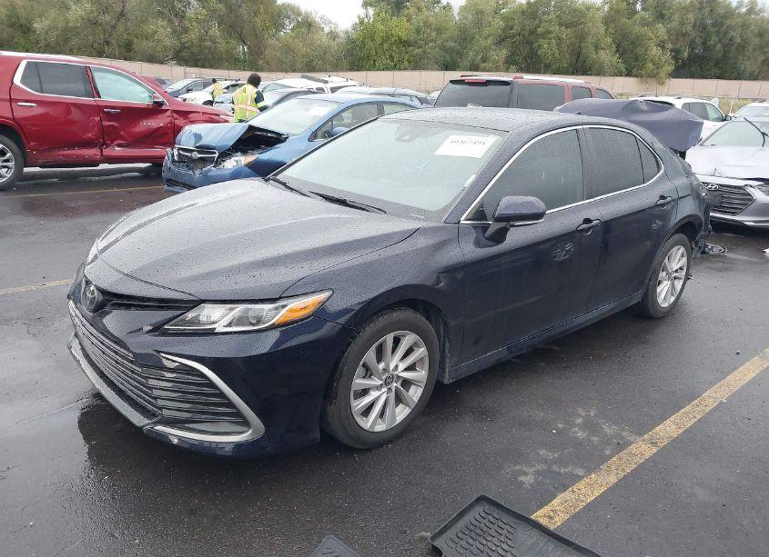 Photo 2 of 2021 Toyota Camry LE AWD (VIN 4T1C11BK7MU033893)