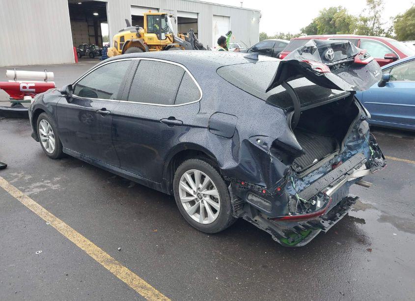 Photo 3 of 2021 Toyota Camry LE AWD (VIN 4T1C11BK7MU033893)