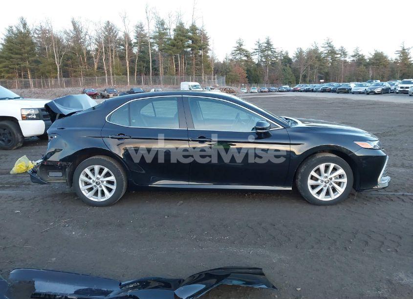 Photo 14 of 2022 Toyota Camry LE AWD (VIN 4T1C11BK7NU072078)