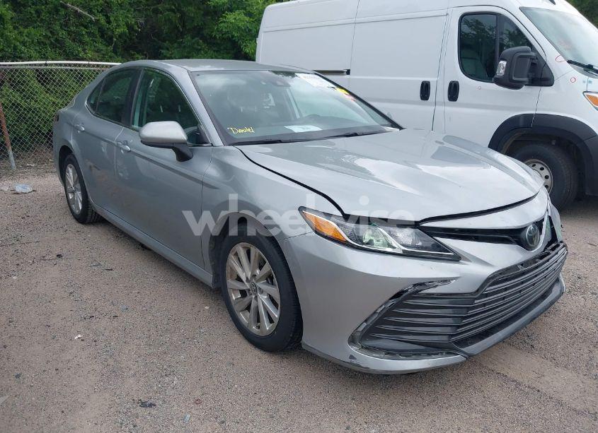 2023 Toyota Camry LE (VIN 4T1C11BK8PU103194) main photo
