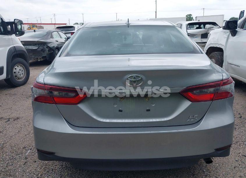 Photo 16 of 2023 Toyota Camry LE (VIN 4T1C11BK8PU103194)