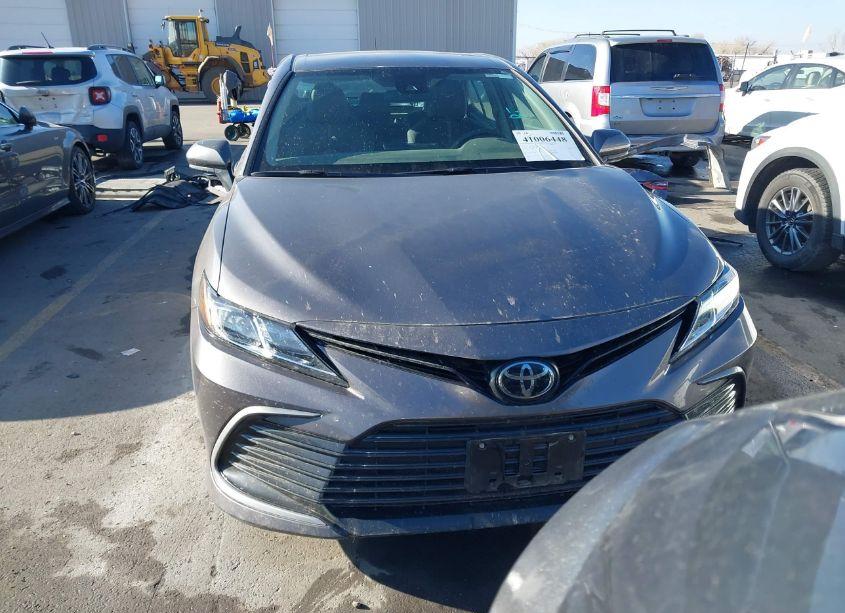 Photo 13 of 2024 Toyota Camry LE (VIN 4T1C11BK8RU121990)