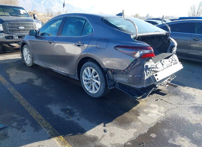 Photo 3 of 2024 Toyota Camry LE (VIN 4T1C11BK8RU121990)