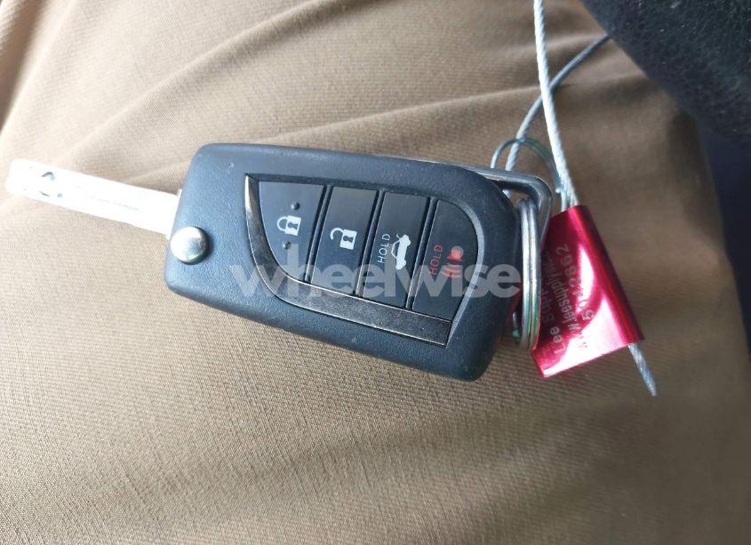 Photo 11 of 2020 Toyota Camry LE AWD (VIN 4T1C11BK9LU007164)