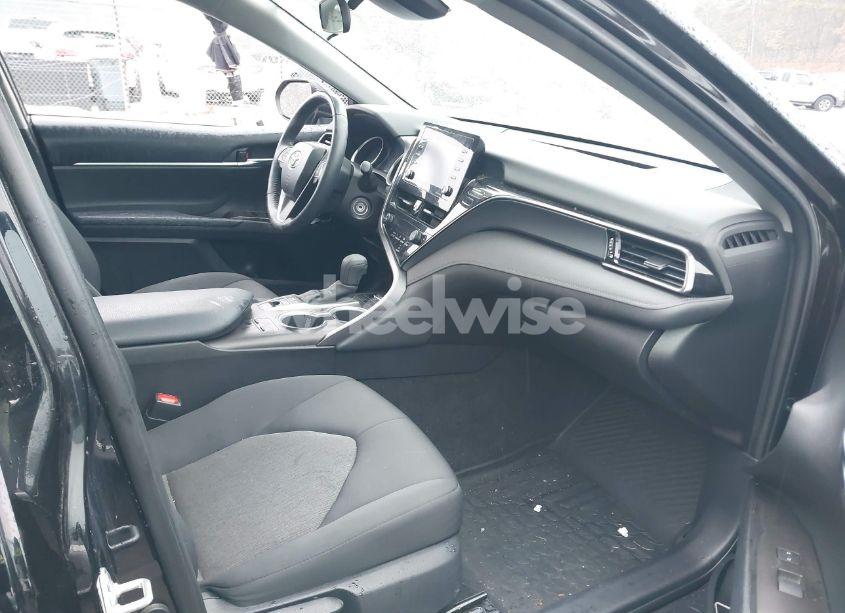 Photo 5 of 2023 Toyota Camry LE (VIN 4T1C11BK9PU074532)