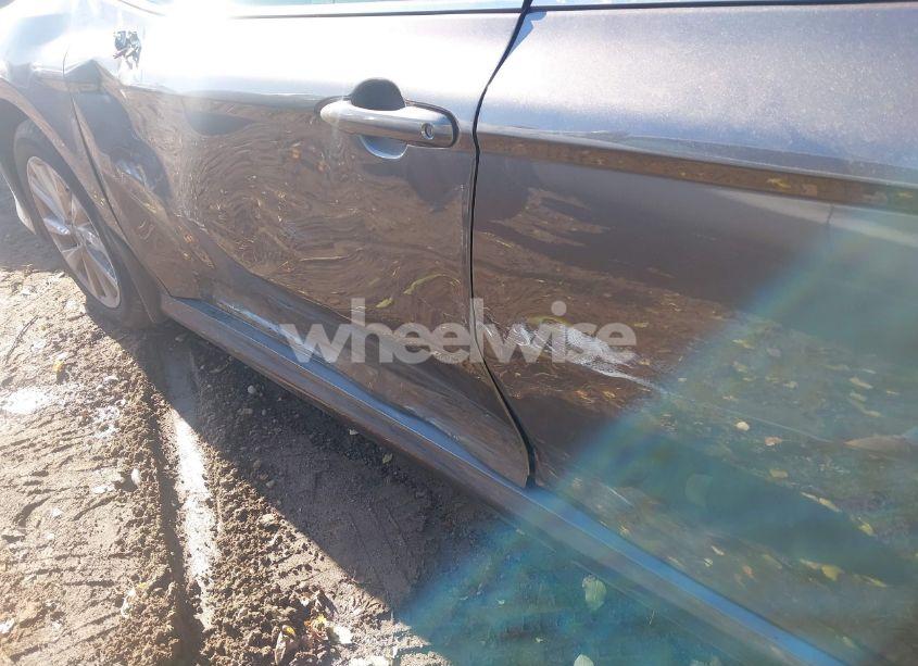 Photo 18 of 2023 Toyota Camry LE (VIN 4T1C11BK9PU079102)