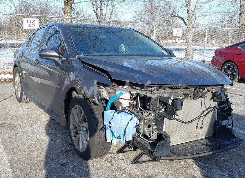 2023 Toyota Camry LE (VIN 4T1C11BK9PU102684) main photo