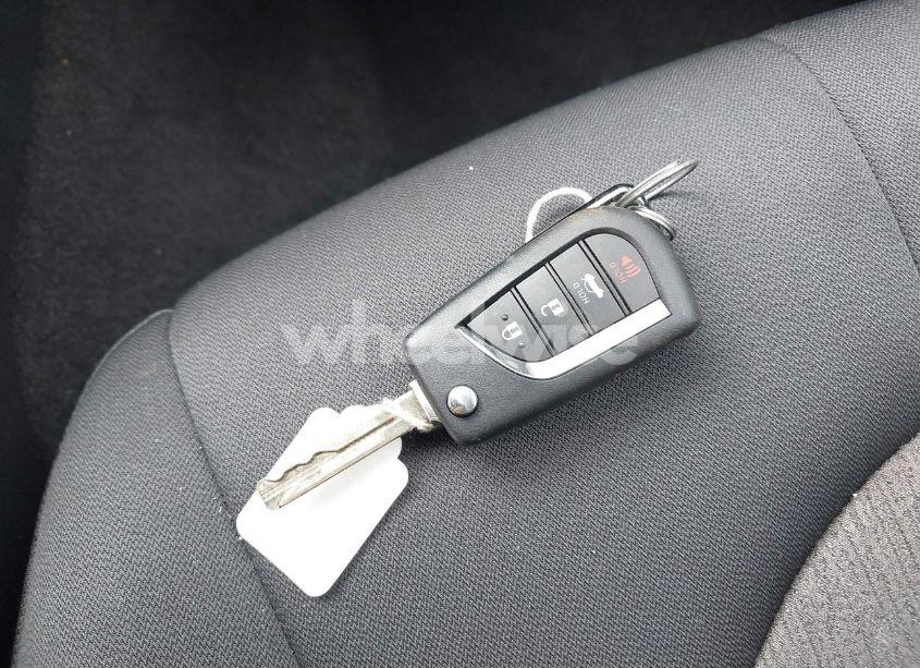 Photo 11 of 2020 Toyota Camry LE AWD (VIN 4T1C11BKXLU016245)