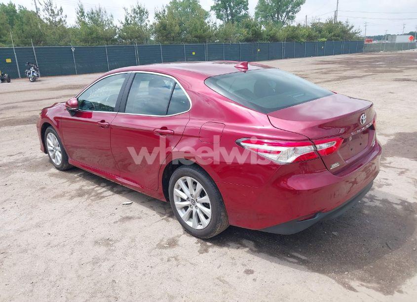 Photo 3 of 2020 Toyota Camry LE AWD (VIN 4T1C11BKXLU016245)