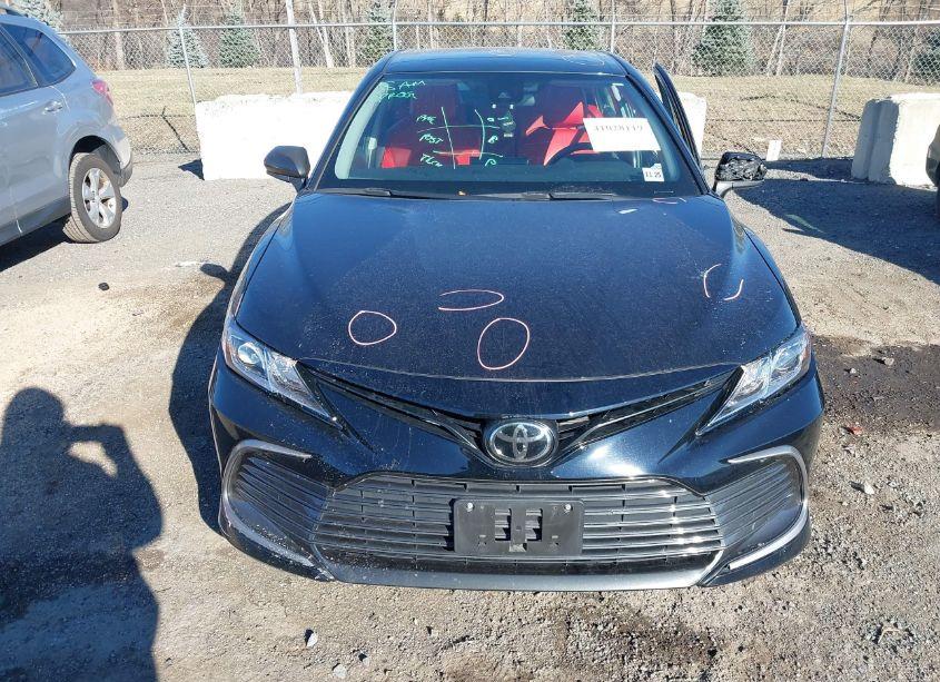 Photo 12 of 2021 Toyota Camry LE AWD (VIN 4T1C11BKXMU021219)