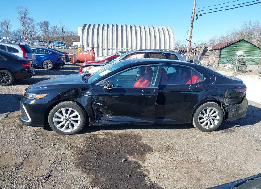 Photo 14 of 2021 Toyota Camry LE AWD (VIN 4T1C11BKXMU021219)