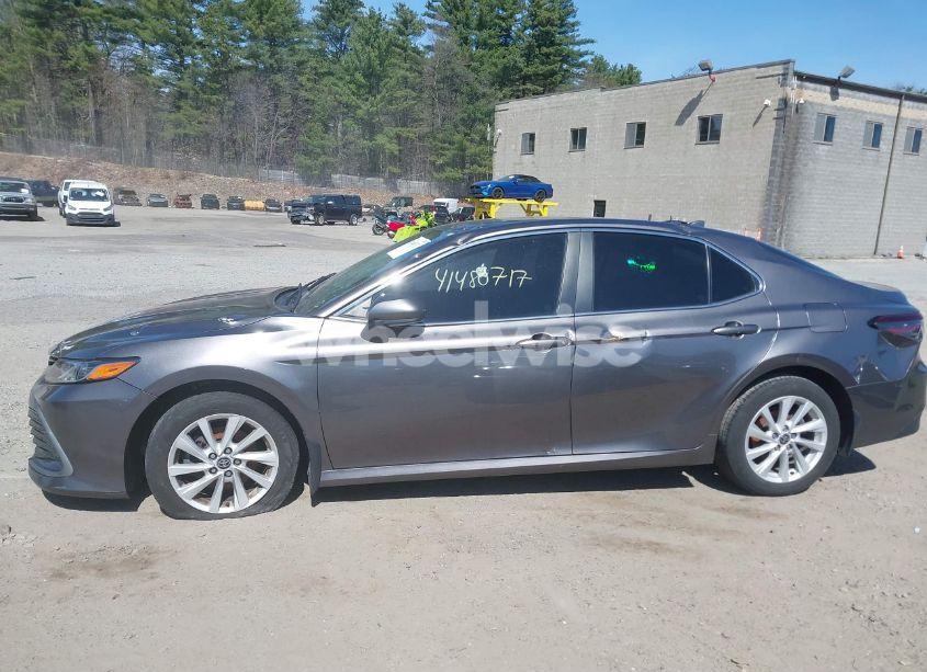 Photo 14 of 2022 Toyota Camry LE AWD (VIN 4T1C11BKXNU048521)