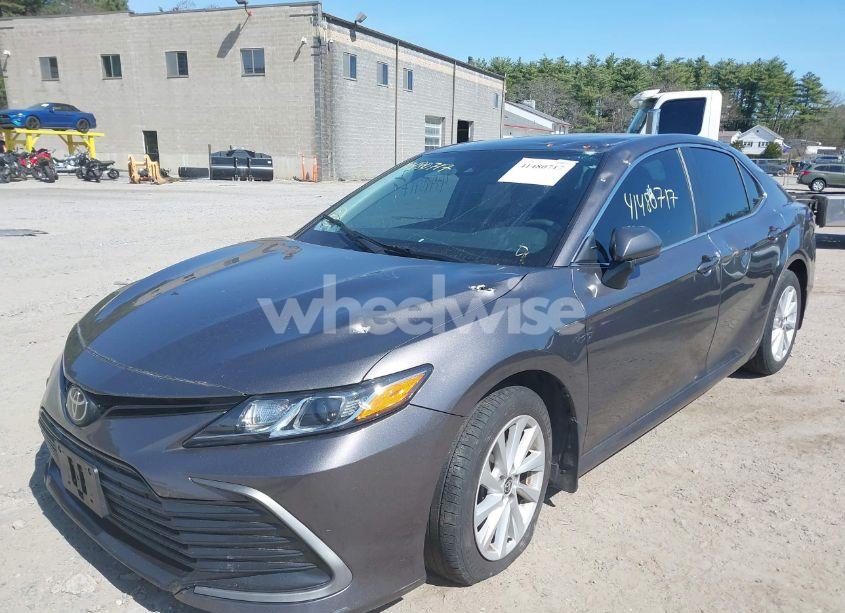 Photo 2 of 2022 Toyota Camry LE AWD (VIN 4T1C11BKXNU048521)