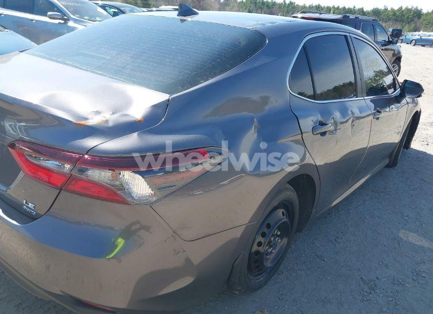 Photo 6 of 2022 Toyota Camry LE AWD (VIN 4T1C11BKXNU048521)