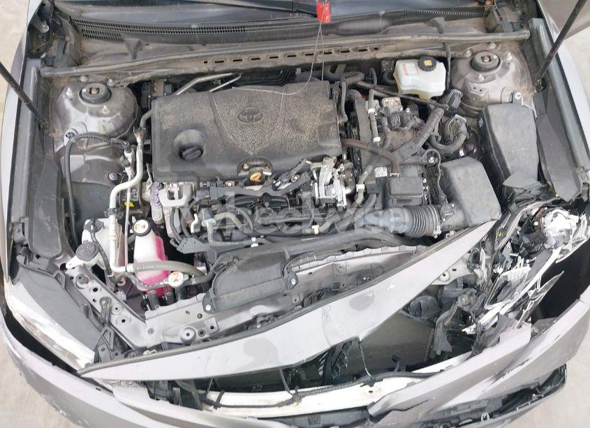 Photo 10 of 2020 Toyota Camry LE HYBRID (VIN 4T1C31AK0LU523389)