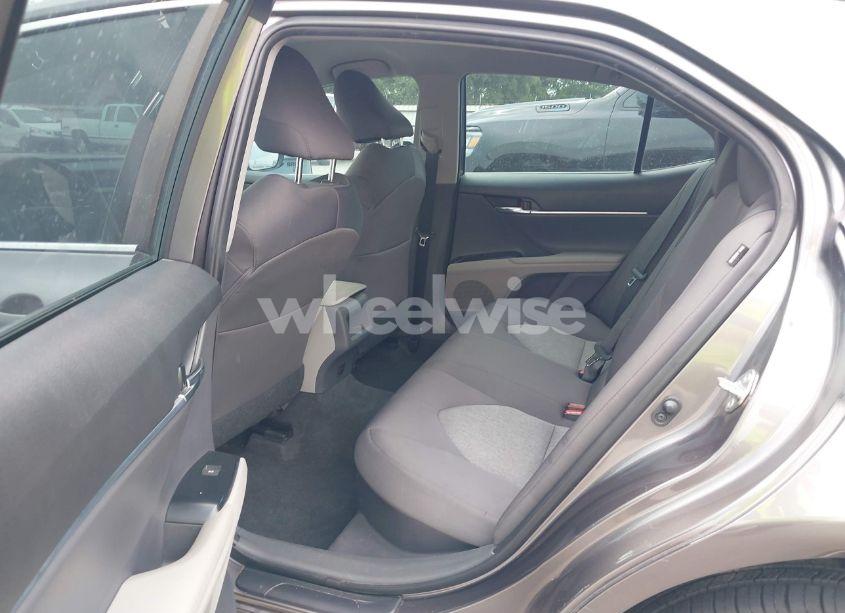 Photo 8 of 2020 Toyota Camry LE HYBRID (VIN 4T1C31AK0LU523389)