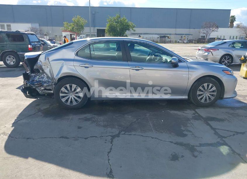 Photo 13 of 2023 Toyota Camry LE HYBRID (VIN 4T1C31AK0PU601370)