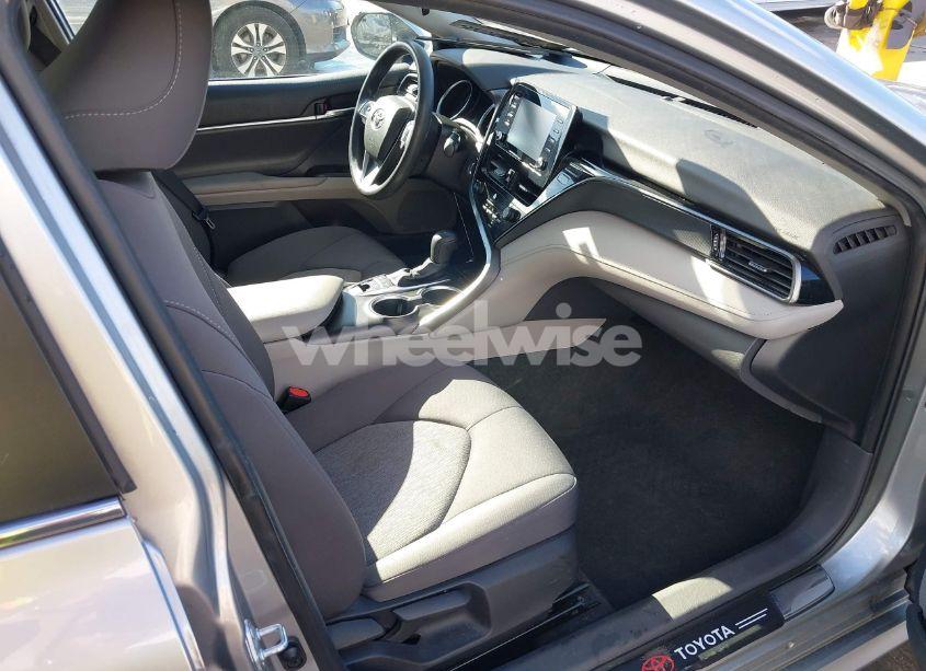 Photo 5 of 2023 Toyota Camry LE HYBRID (VIN 4T1C31AK0PU601370)