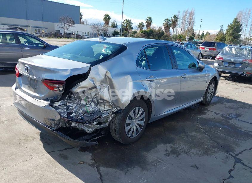 Photo 6 of 2023 Toyota Camry LE HYBRID (VIN 4T1C31AK0PU601370)