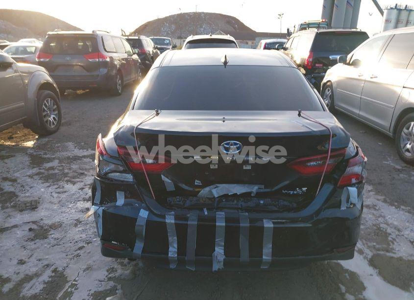 Photo 16 of 2022 Toyota Camry LE HYBRID (VIN 4T1C31AK1NU597827)