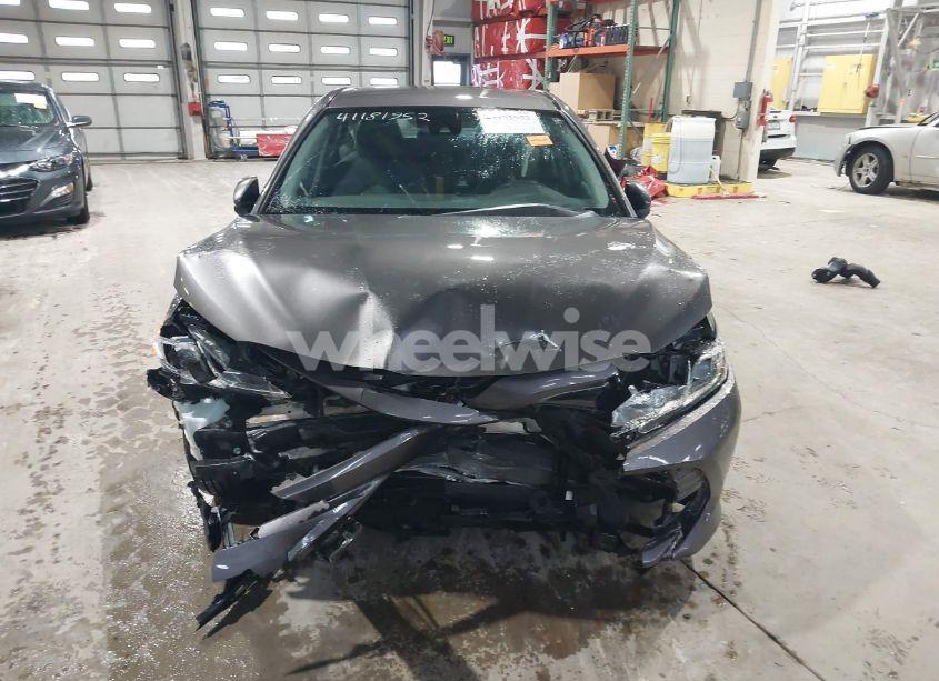Photo 12 of 2020 Toyota Camry LE HYBRID (VIN 4T1C31AK2LU017742)