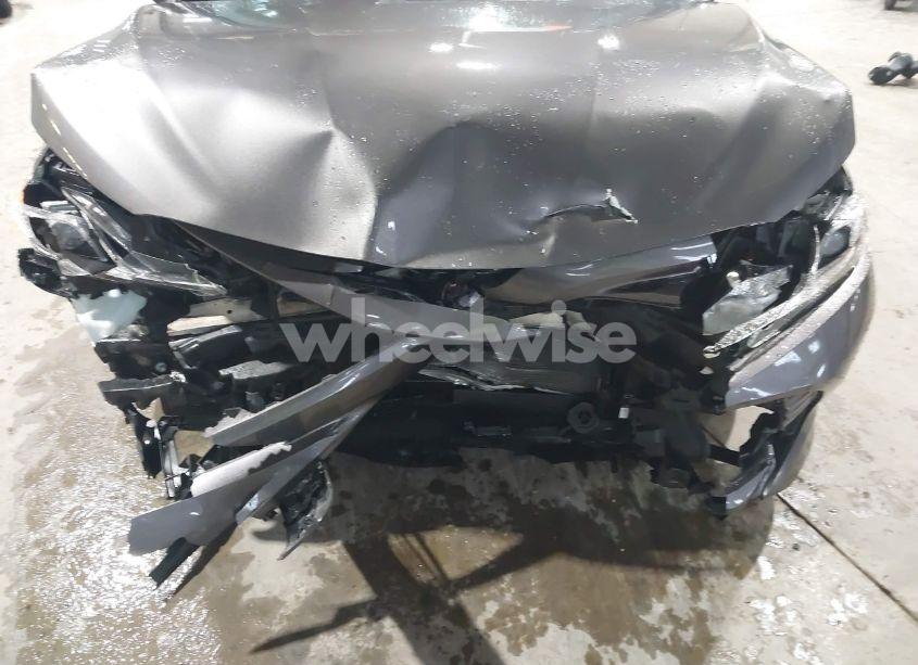 Photo 6 of 2020 Toyota Camry LE HYBRID (VIN 4T1C31AK2LU017742)