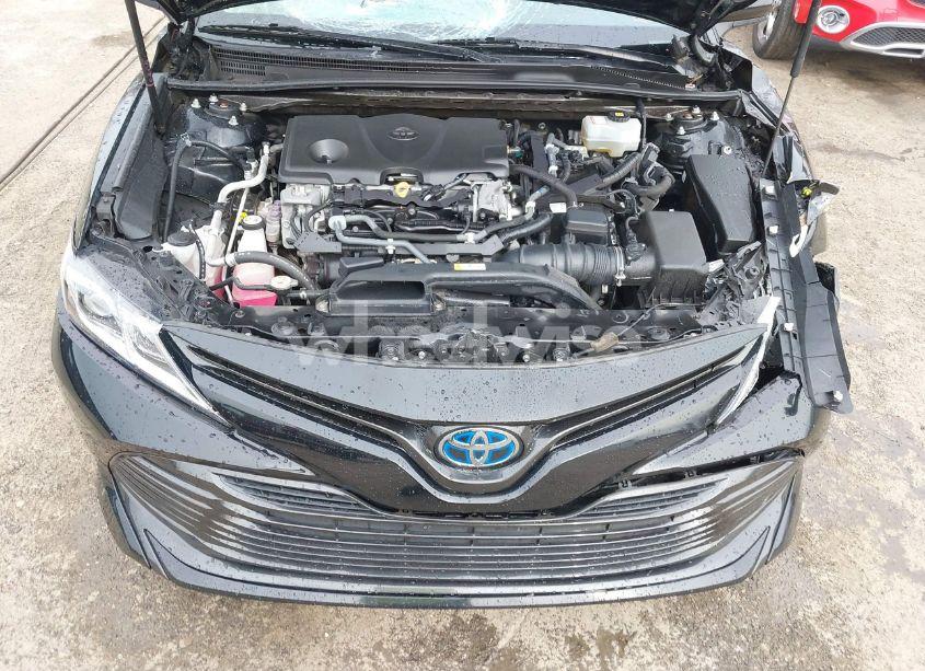 Photo 10 of 2020 Toyota Camry LE HYBRID (VIN 4T1C31AK2LU538685)