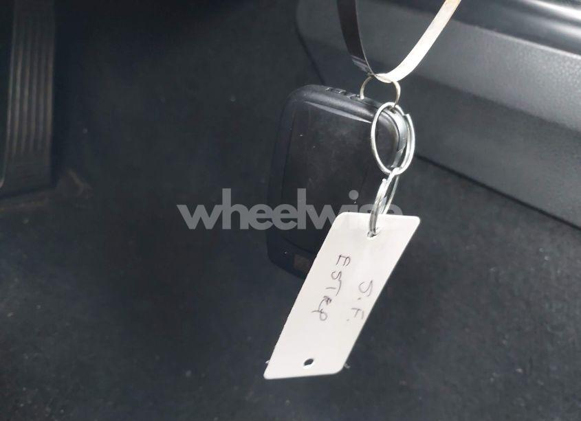 Photo 11 of 2020 Toyota Camry LE HYBRID (VIN 4T1C31AK2LU538685)