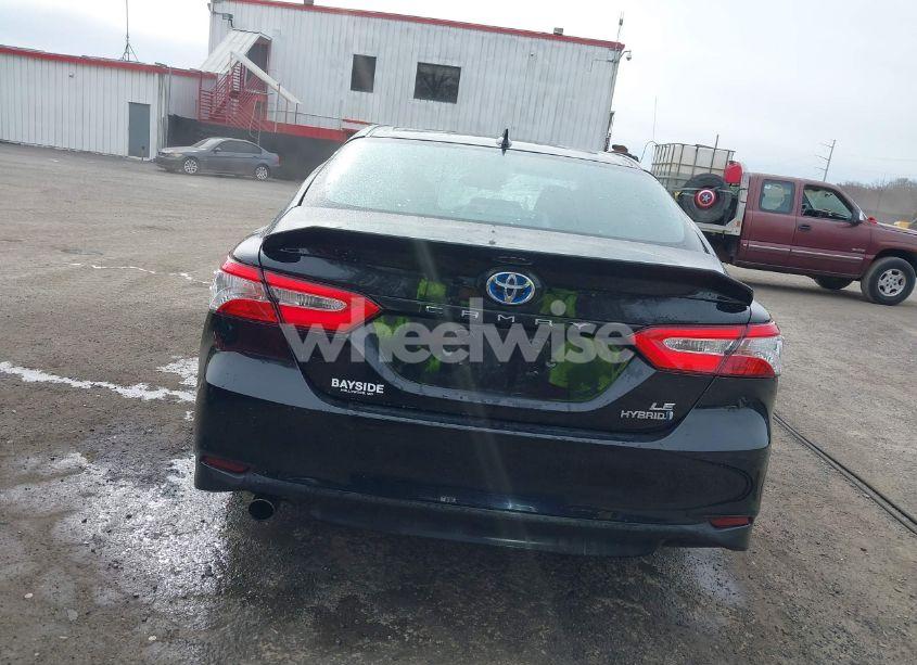 Photo 16 of 2020 Toyota Camry LE HYBRID (VIN 4T1C31AK2LU538685)