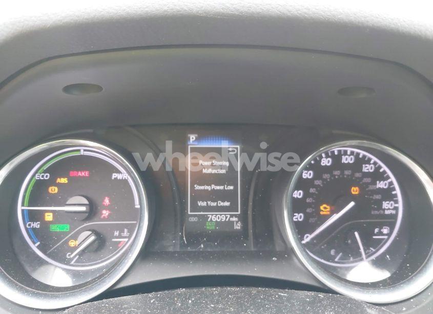 Photo 7 of 2020 Toyota Camry LE HYBRID (VIN 4T1C31AK2LU538685)