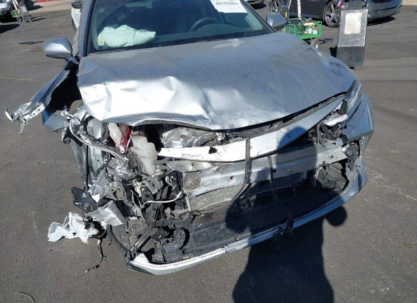 Photo 17 of 2020 Toyota Camry LE HYBRID (VIN 4T1C31AK2LU541652)