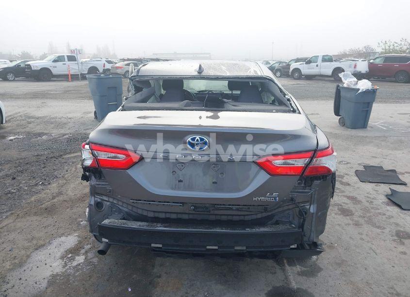 Photo 17 of 2020 Toyota Camry LE HYBRID (VIN 4T1C31AK2LU544731)