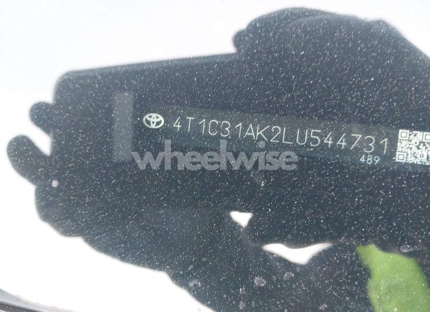 Photo 9 of 2020 Toyota Camry LE HYBRID (VIN 4T1C31AK2LU544731)