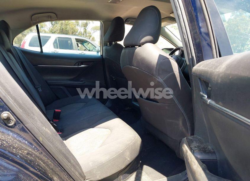 Photo 8 of 2022 Toyota Camry LE HYBRID (VIN 4T1C31AK2NU572063)