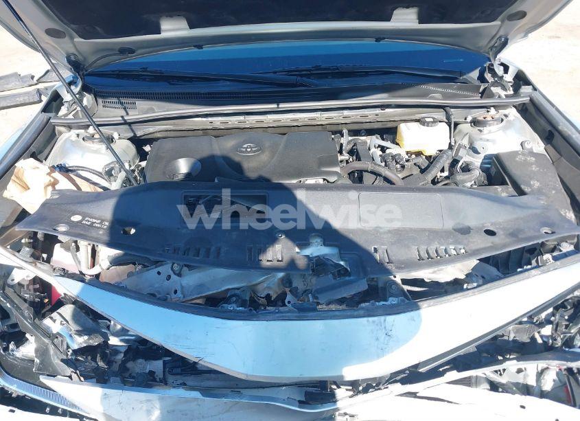 Photo 10 of 2022 Toyota Camry LE HYBRID (VIN 4T1C31AK2NU578509)