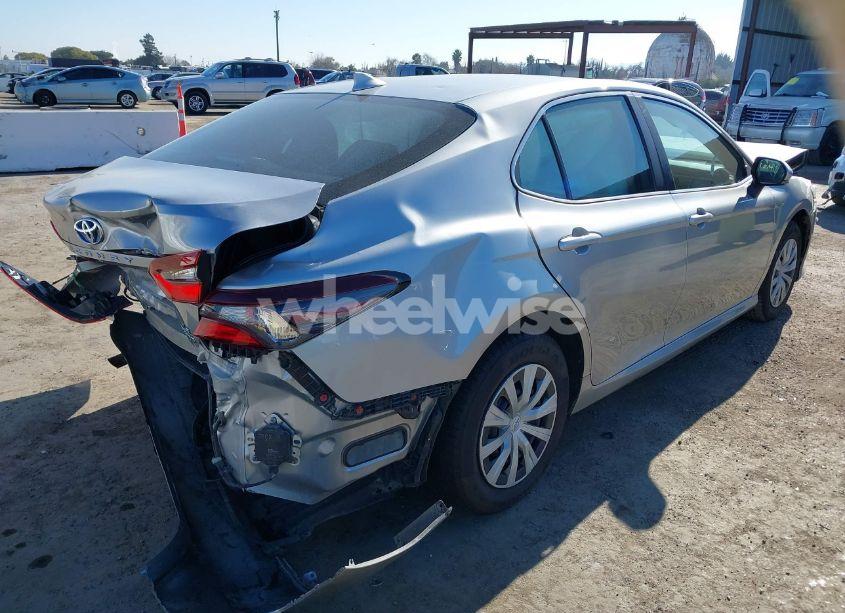 Photo 4 of 2022 Toyota Camry LE HYBRID (VIN 4T1C31AK2NU578509)