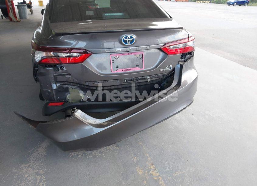 Photo 6 of 2022 Toyota Camry LE HYBRID (VIN 4T1C31AK2NU598498)