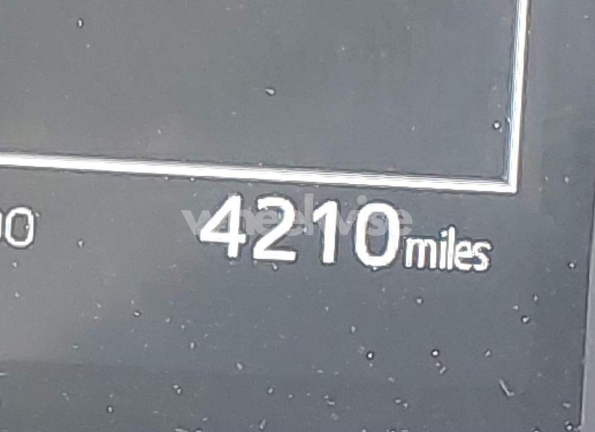 Photo 15 of 2024 Toyota Camry HYBRID LE (VIN 4T1C31AK2RU077836)