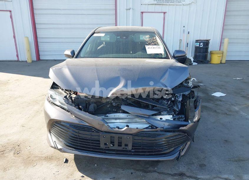 Photo 12 of 2020 Toyota Camry LE HYBRID (VIN 4T1C31AK3LU018365)
