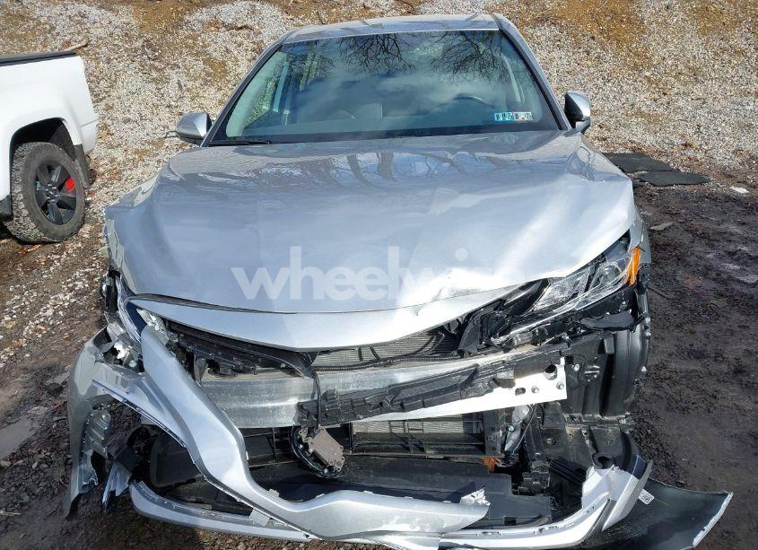 Photo 12 of 2020 Toyota Camry LE HYBRID (VIN 4T1C31AK3LU533902)