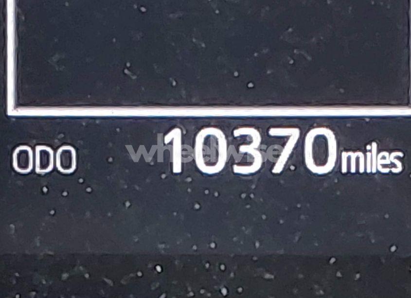 Photo 15 of 2020 Toyota Camry LE HYBRID (VIN 4T1C31AK3LU533902)