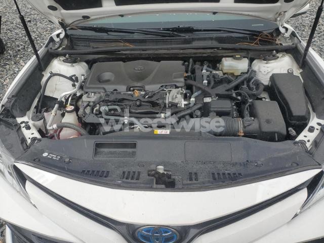 Photo 3 of 2020 TOYOTA CAMRY LE (VIN 4T1C31AK3LU543295)