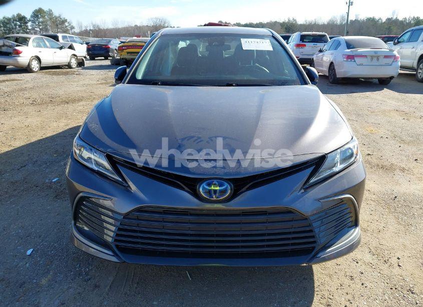 Photo 12 of 2021 Toyota Camry LE HYBRID (VIN 4T1C31AK3MU022515)