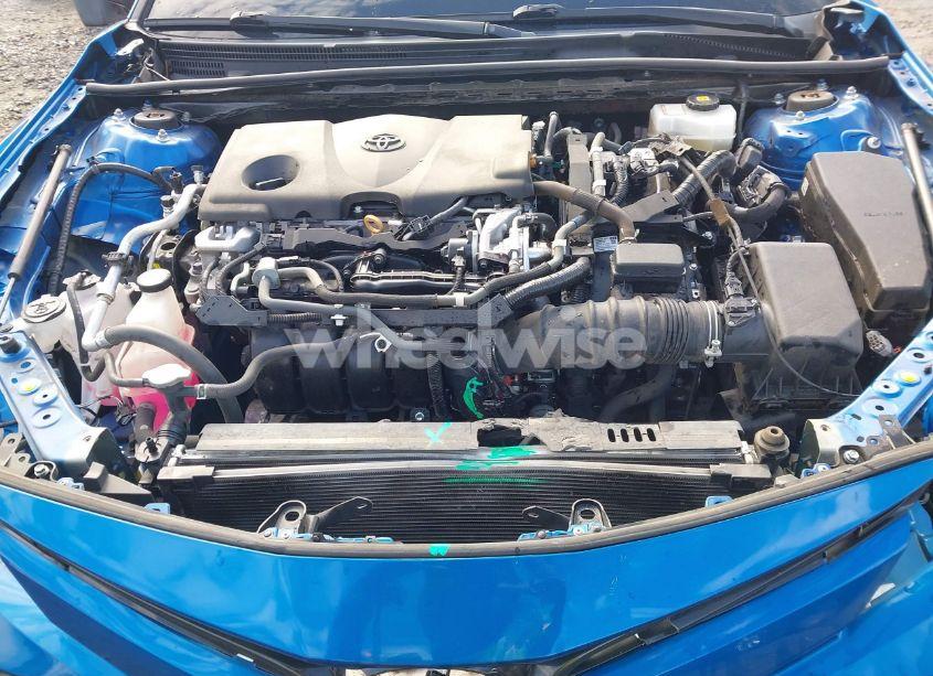 Photo 10 of 2020 Toyota Camry LE HYBRID (VIN 4T1C31AK4LU015586)